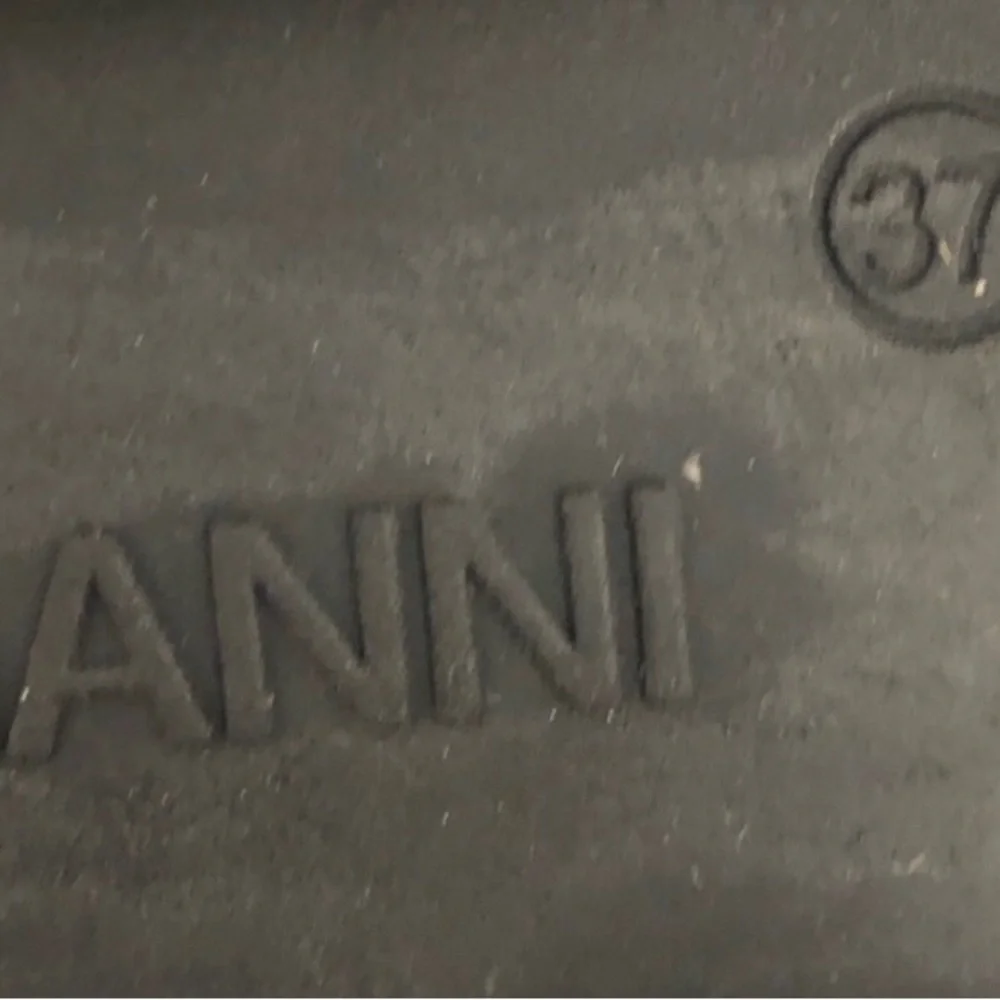 Ganni mid Chelsea boots. - Picture 6 of 8